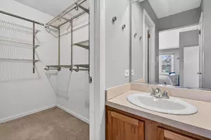 1391 Sherwood Ct, Gurnee, IL 60031 - Photo 20