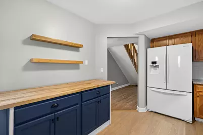 1391 Sherwood Court, Gurnee, IL 60031 - Photo 12