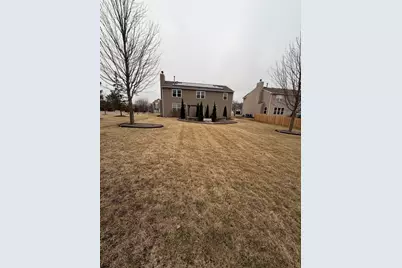 658 N Silver Leaf Lane, Round Lake, IL 60073 - Photo 26