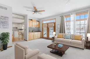 7N610 Cloverfield Cir, Saint Charles, IL 60175 - Photo 16