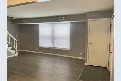 1387 S Glen Circle #B, Aurora, IL 60506 - Photo 4