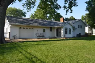 708 E Thompson St, Princeton, IL 61356 - Photo 14