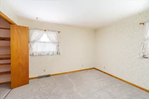 708 E Thompson St, Princeton, IL 61356 - Photo 36