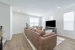 1050 E Oakton St, Des Plaines, IL 60018 - Photo 14