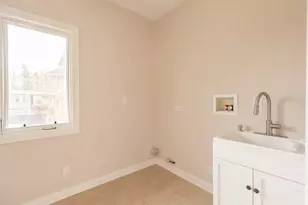 250 N Batavia Ave, Batavia, IL 60510 - Photo 14