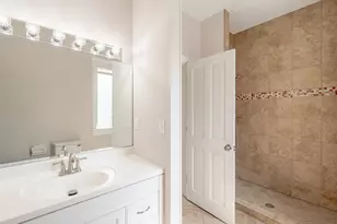 250 N Batavia Ave, Batavia, IL 60510 - Photo 16