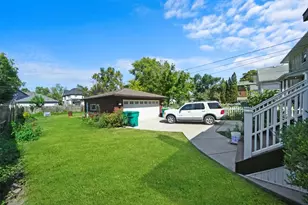 711 Campbell St, Joliet, IL 60435 - Photo 14