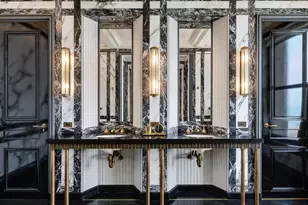 159 E Walton Pl, Chicago, IL 60611 - Photo 30