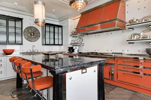 159 E Walton Pl, Chicago, IL 60611 - Photo 18