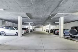 2111 W Churchill St, Chicago, IL 60647 - Photo 14