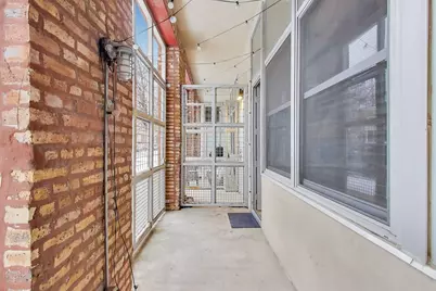 2111 W Churchill Street #105, Chicago, IL 60647 - Photo 16