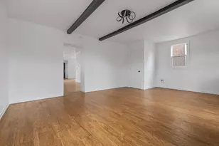 10437 S Eberhart Ave, Chicago, IL 60628 - Photo 12