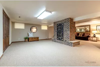 1622 E Greenwood Drive, Mount Prospect, IL 60056 - Photo 20