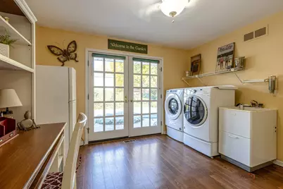 1622 E Greenwood Drive, Mount Prospect, IL 60056 - Photo 18