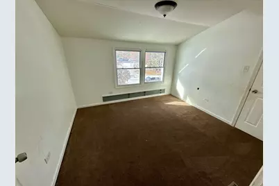 16963 Winchester Avenue, Hazel Crest, IL 60429 - Photo 8