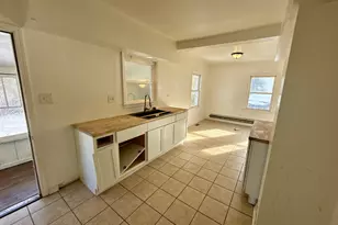 16963 Winchester Ave, Hazel Crest, IL 60429 - Photo 4