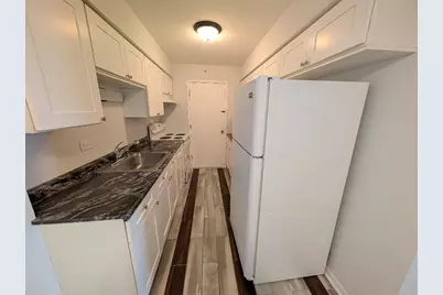 17515 S Sandalwood Drive #303, Tinley Park, IL 60477 - Photo 2