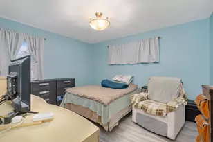 11305 S Central Park Ave, Chicago, IL 60655 - Photo 16