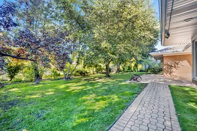 6444 N Knox Avenue, Lincolnwood, IL 60712 - Photo 36