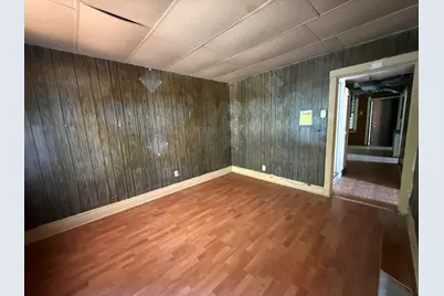 8324 S Kingston Avenue, Chicago, IL 60617 - Photo 2