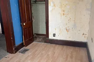 916 W Front St, Bloomington, IL 61701 - Photo 4