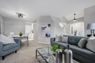 216 Still Water Ct, Palatine, IL 60067 - Photo 8