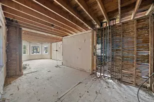 8103 S Clyde Ave, Chicago, IL 60617 - Photo 12