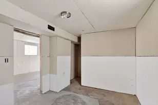 8005 S Blackstone Ave, Chicago, IL 60619 - Photo 28