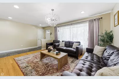 7811 W 102nd Street, Palos Hills, IL 60465 - Photo 8