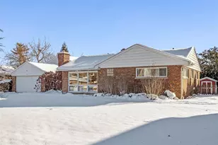 1821 George Ct, Glenview, IL 60025 - Photo 1