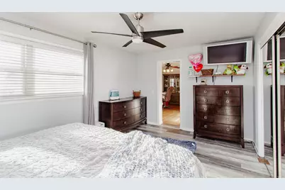 [Address not provided], Chicago, IL 60646 - Photo 12