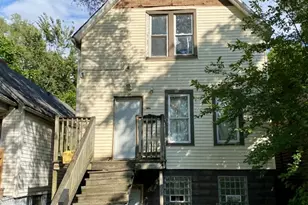 11521 S Yale Ave, Chicago, IL 60628 - Photo 1