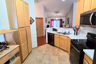 2511 Sheehan Dr, Naperville, IL 60564 - Photo 12