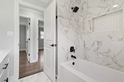 8804 S Fairfield Avenue, Evergreen Park, IL 60805 - Photo 12