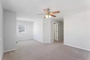 1816 Kelberg Ave, Hoffman Estates, IL 60192 - Photo 18