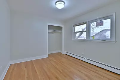 [Address not provided], Berwyn, IL 60402 - Photo 14