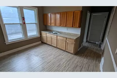 324 W 112th Street, Chicago, IL 60628 - Photo 8
