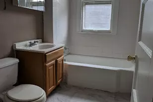 324 W 112th St, Chicago, IL 60628 - Photo 8