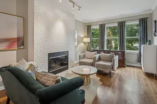 1329 N Mohawk St, Chicago, IL 60610 - Photo 2