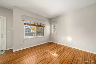 2455 Montclair Ln, Montgomery, IL 60538 - Photo 6