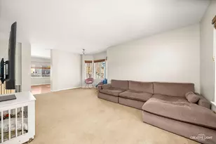 2455 Montclair Ln, Montgomery, IL 60538 - Photo 8
