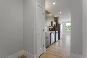 1531 W Howard Ave, Chicago, IL 60626 - Photo 8