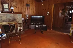 1136 Adams Ave, Winthrop Harbor, IL 60096 - Photo 4