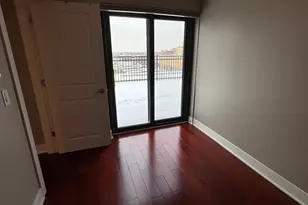 5048 N Marine Dr, Chicago, IL 60640 - Photo 4