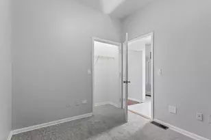 7438 S Stewart Ave, Chicago, IL 60621 - Photo 8