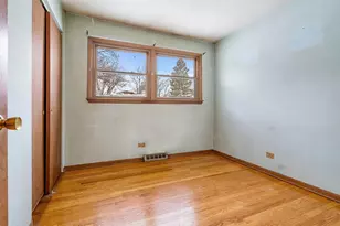 30W162 Claymore Ln, Naperville, IL 60563 - Photo 14