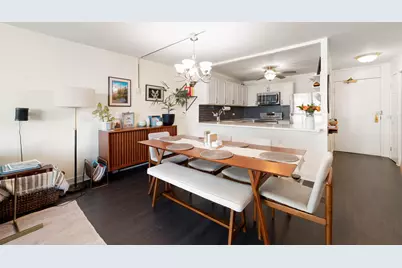 525 W Hawthorne Place #2606, Chicago, IL 60657 - Photo 8