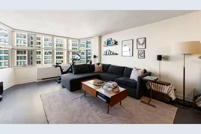 525 W Hawthorne Place #2606, Chicago, IL 60657 - Photo 4