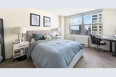 525 W Hawthorne Place #2606, Chicago, IL 60657 - Photo 18