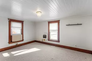 215 Chicago St, Dewitt, IL 61735 - Photo 22